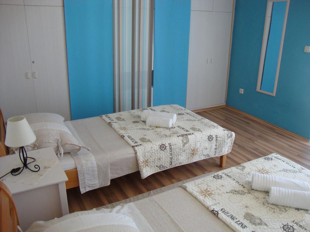Apartment Nela And Vito Σπλιτ Εξωτερικό φωτογραφία