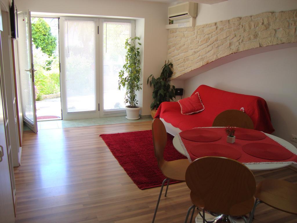 Apartment Nela And Vito Σπλιτ Εξωτερικό φωτογραφία