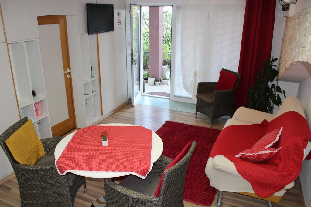 Apartment Nela And Vito Σπλιτ Εξωτερικό φωτογραφία